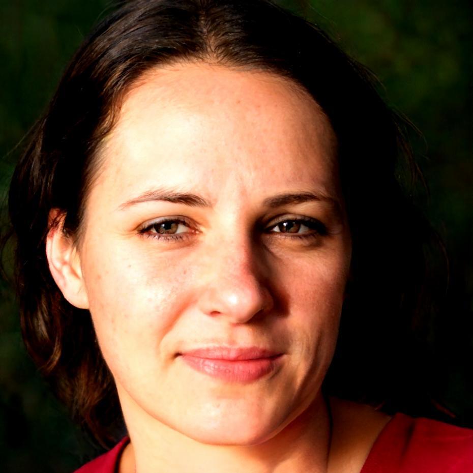 Diana Popovici, Coordonator Programe araelithora